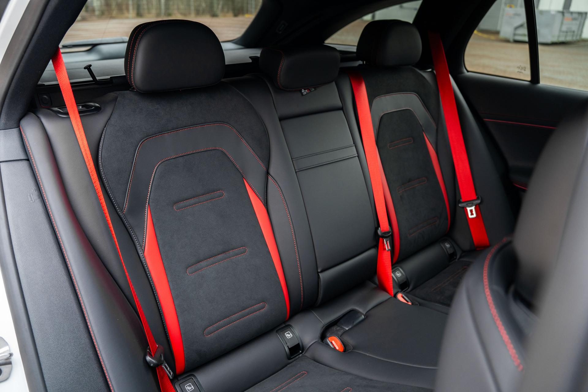 E-53-AMG-15628044-Mercedes-Benz-14